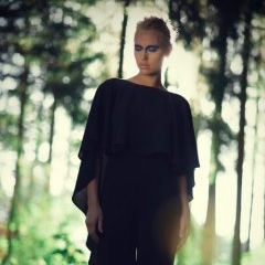 Model: Alma Šlosberga, make-up: Zane Lodiņa Beauty