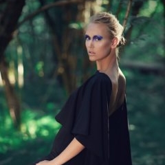 Model: Alma Šlosberga MakeUp: Zane Lodiņa Beauty