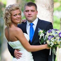Andris and Antra — KAZ-0107